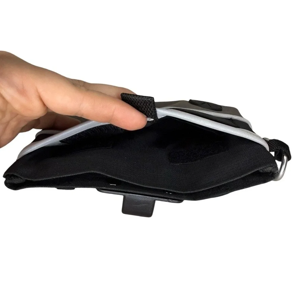 Top Paw Treat Pouch With Waste Bag Dispenser,‎ Waist Clip, Fair Used Condition